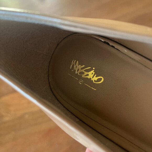 Mossimo Beige Nude Pumps 4" Heel Stiletto 9.5 Round Toe Faux Patent Leather - Picture 5 of 11